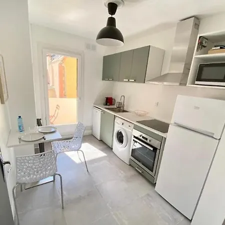 Apartment De Galles *